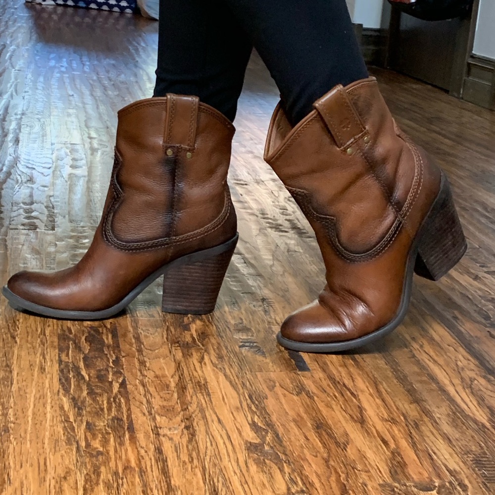 Ellena Boots by Steve Madden